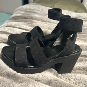 Steve Madden chunky heels